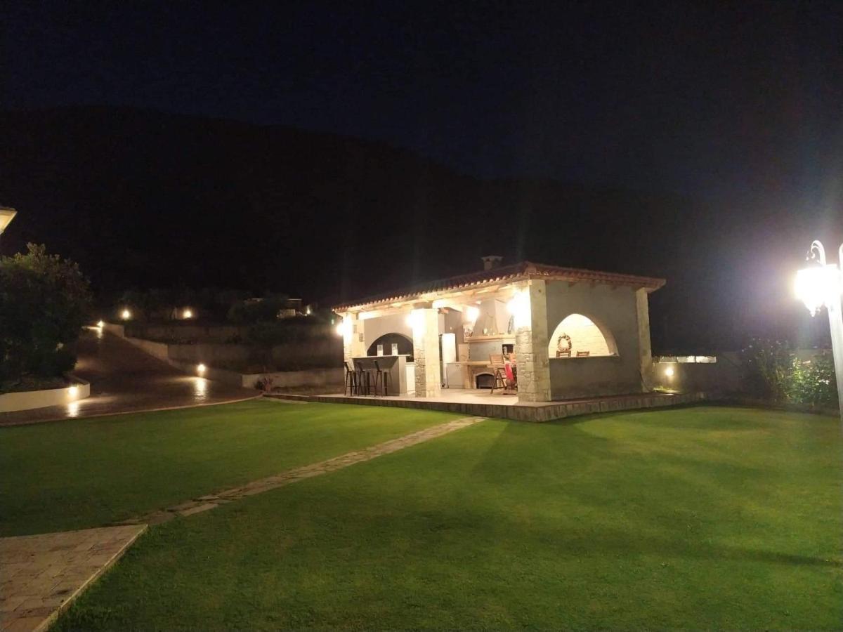 Villa Anna Nafpaktos Eksteriør billede
